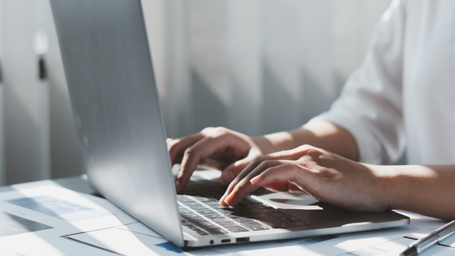 5 Phishing Scam Warning Signs